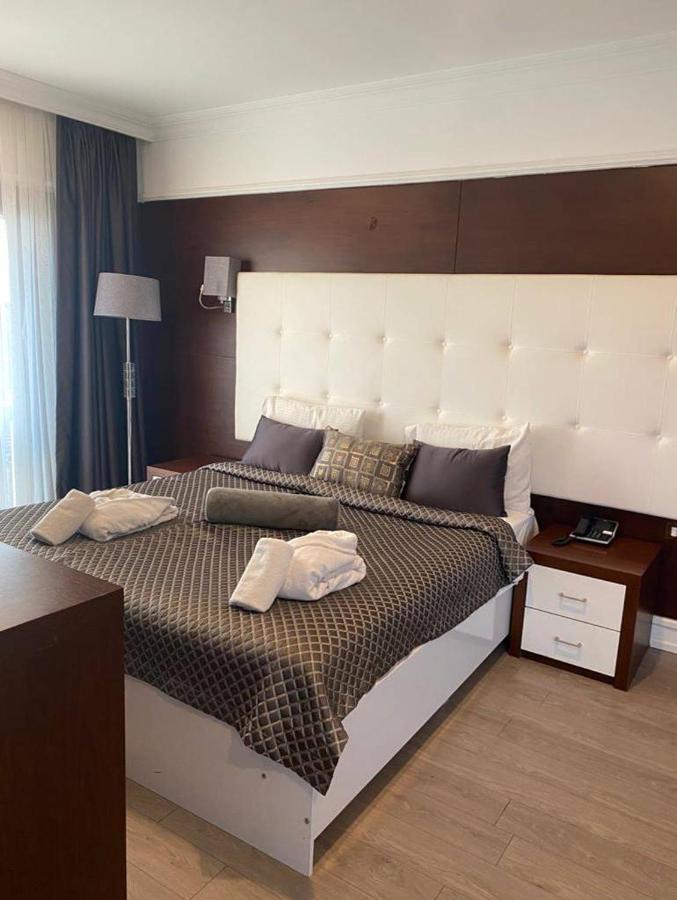 Paradise Island Hotel Darica  Ngoại thất bức ảnh