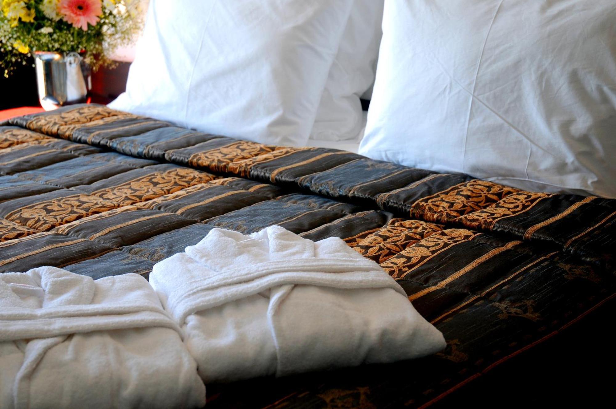 Paradise Island Hotel Darica  Ngoại thất bức ảnh