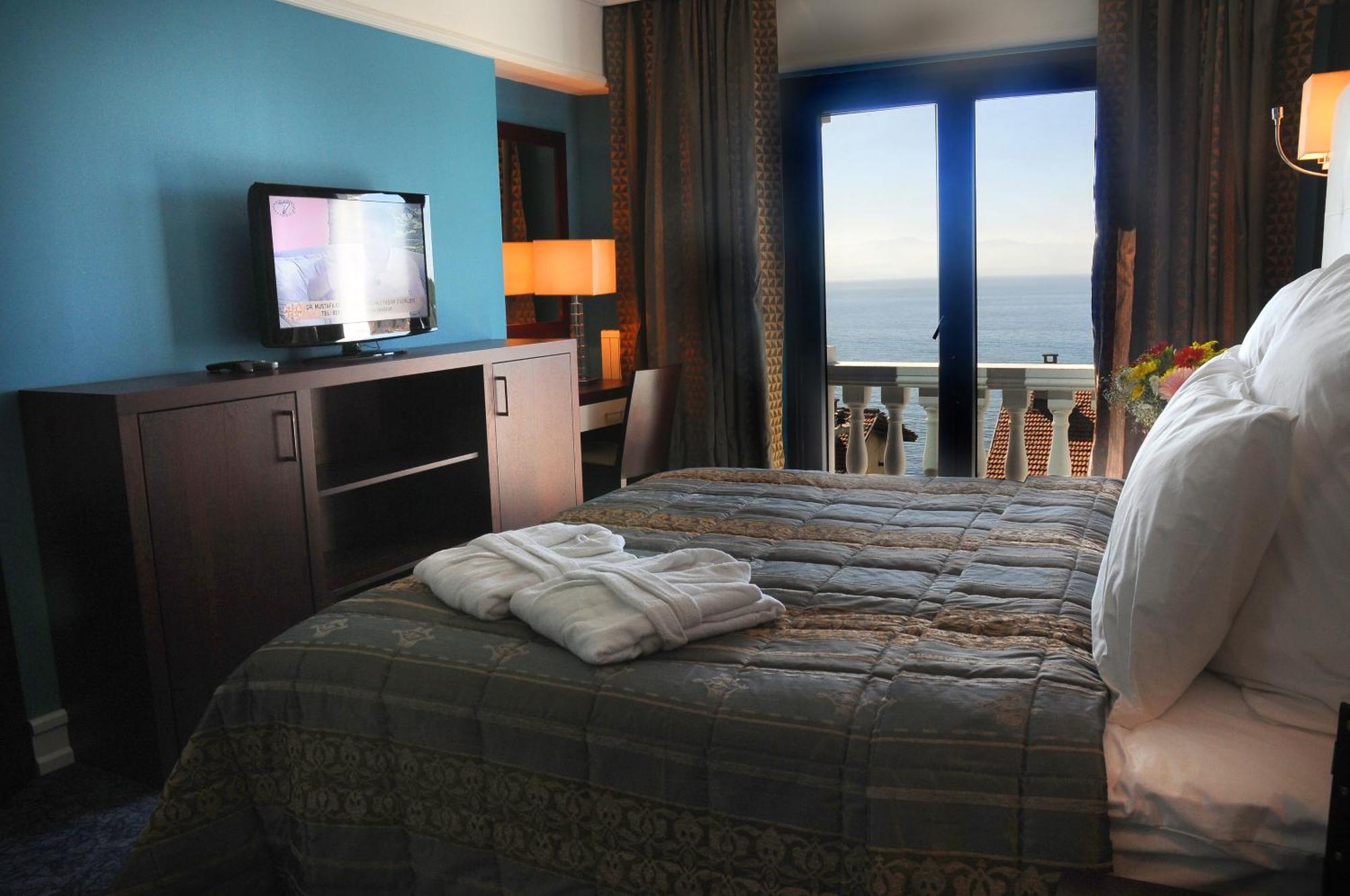 Paradise Island Hotel Darica  Ngoại thất bức ảnh