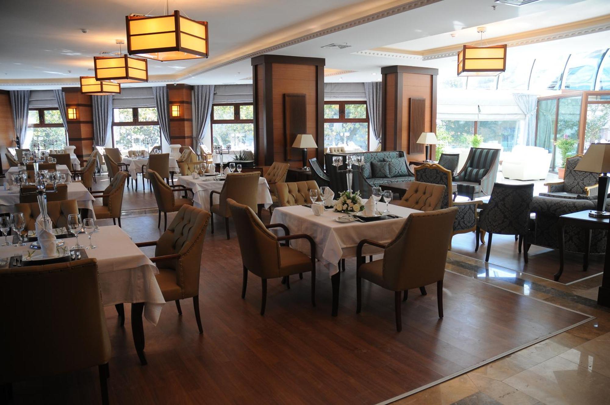 Paradise Island Hotel Darica  Ngoại thất bức ảnh